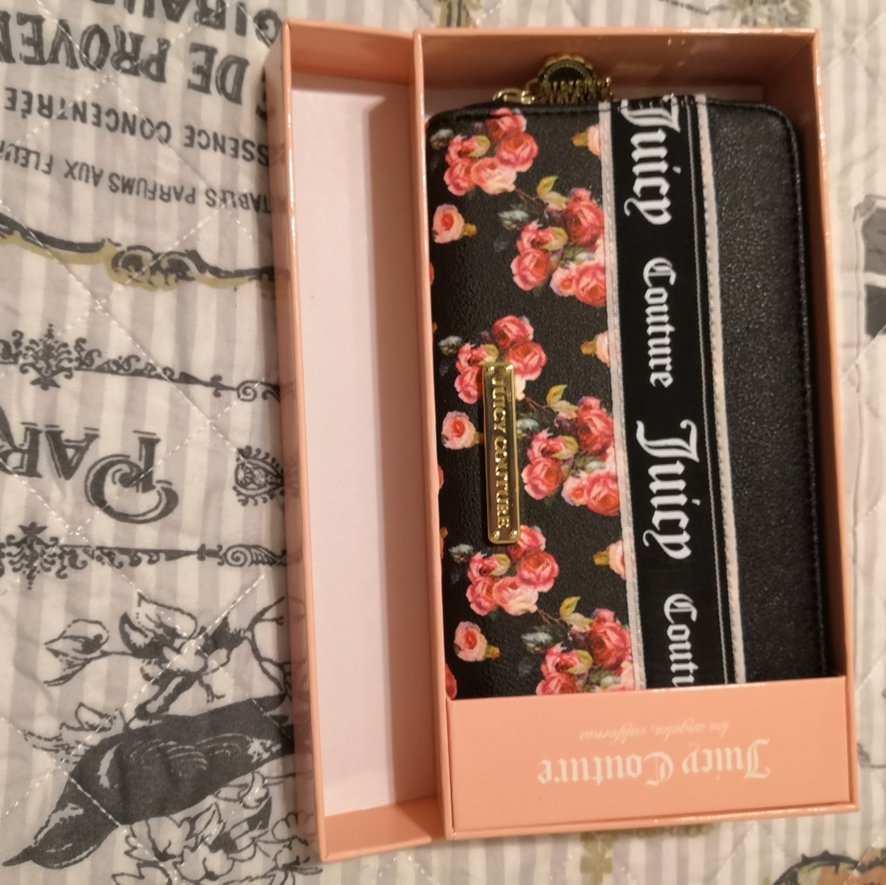 Juicy couture wallet